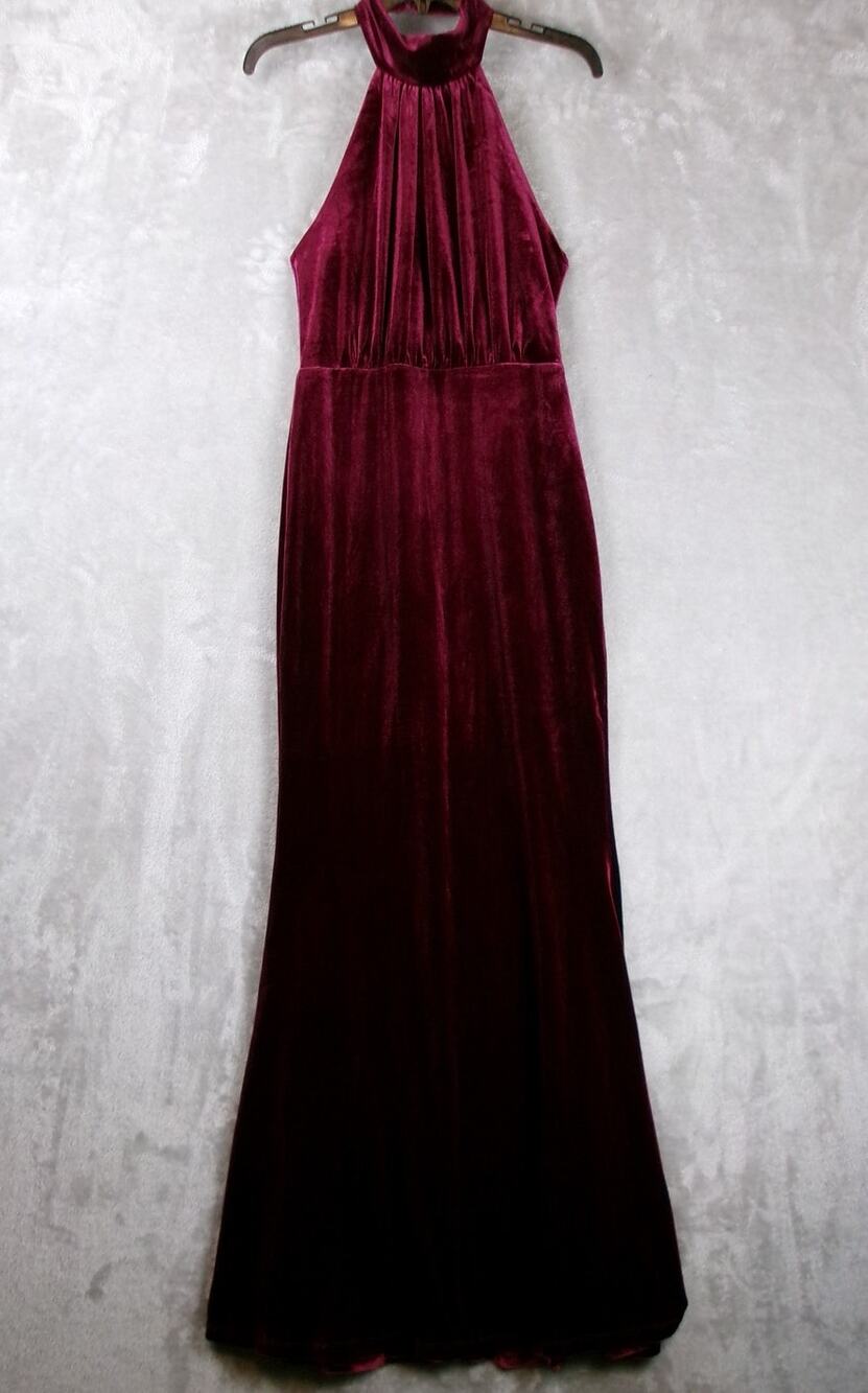 Le Chateau Burgundy Velvet Halter Maxi Formal Dress Small